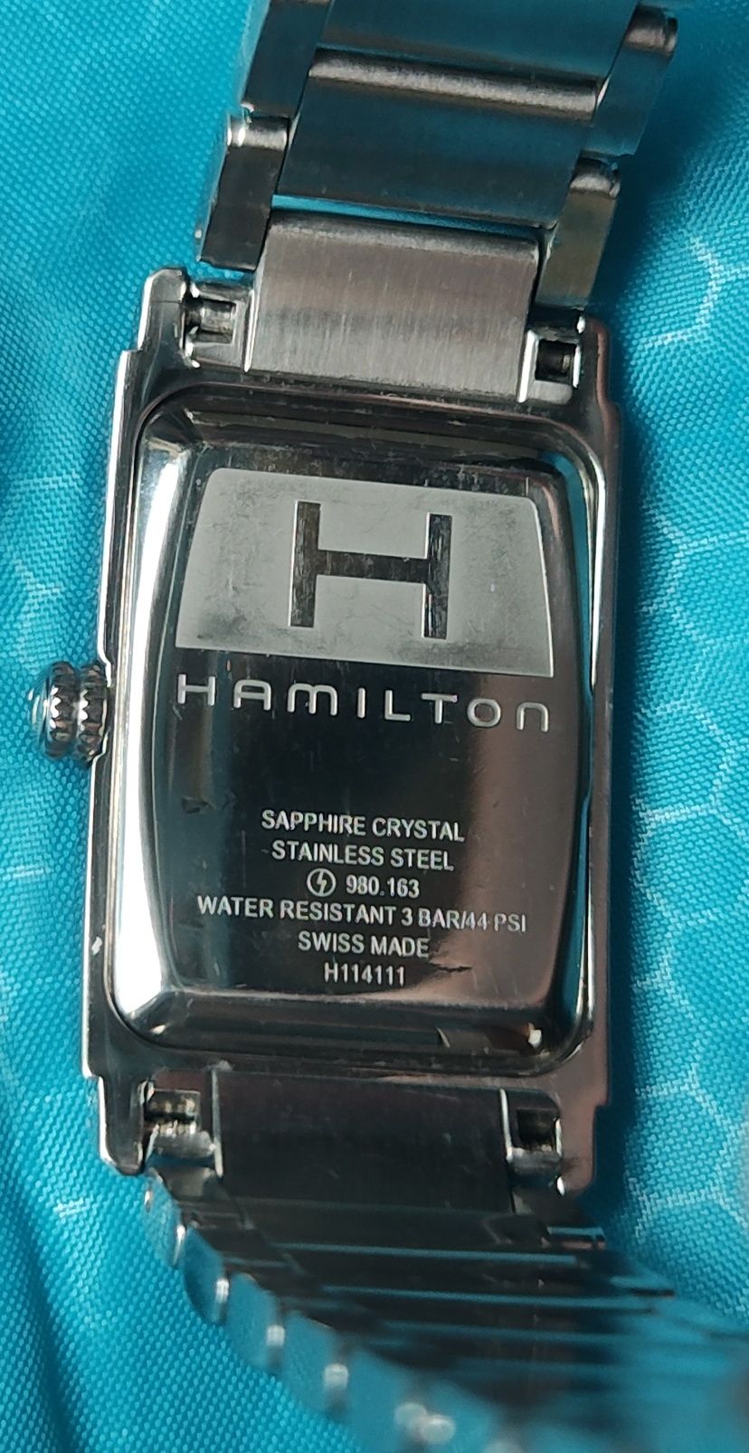 Hamilton Ardmore H114111 Swiss Made 23mm Unisex Watch Black Dial Quart