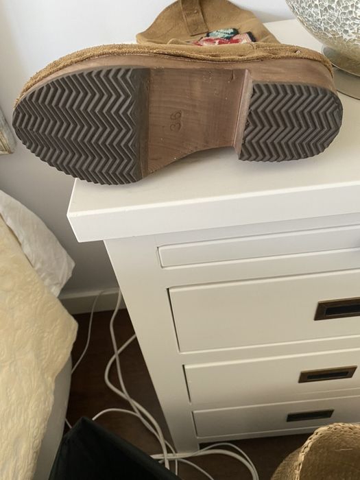 XUZ Novas botas cano alto