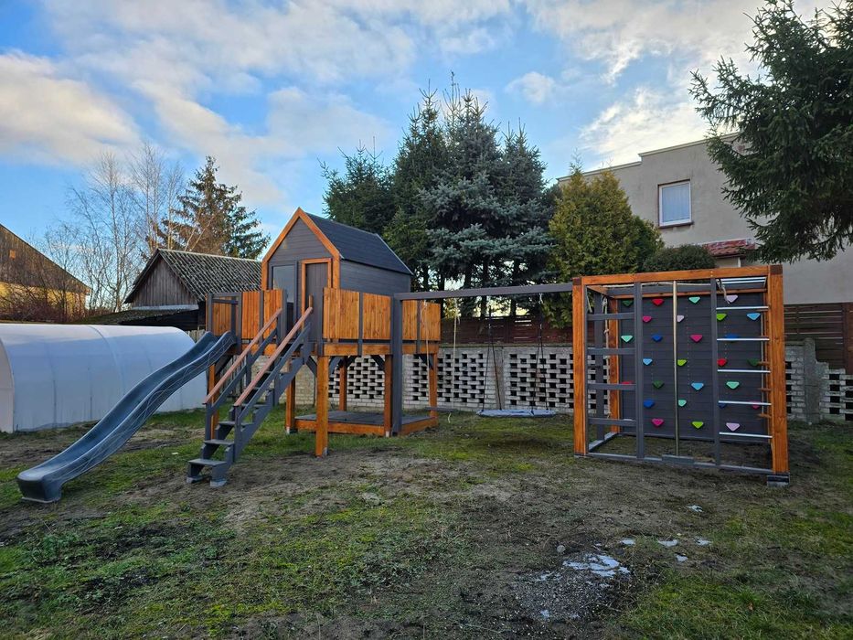 Największa "stodoła" z oferty, małpi gaj z huśtawkami, plac zabaw
