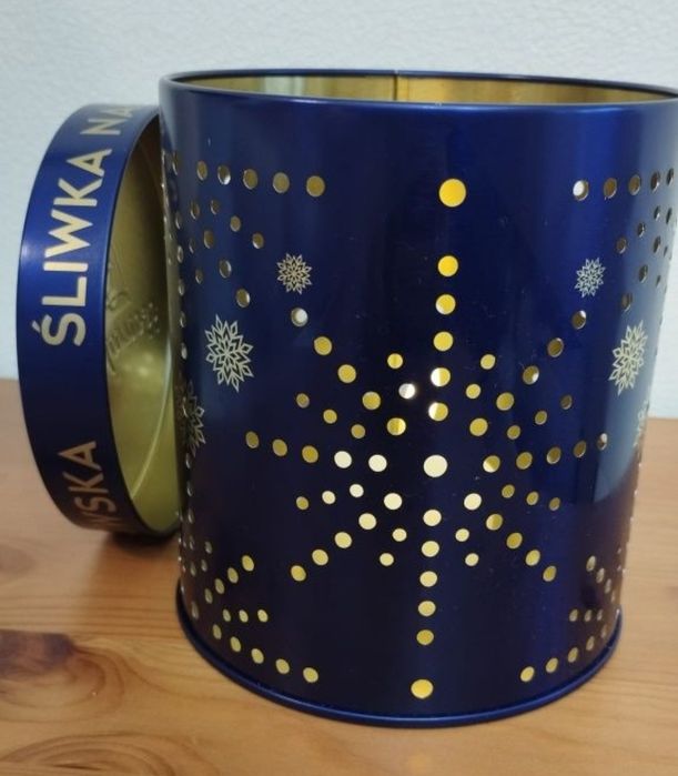 Metalowa puszka lampion