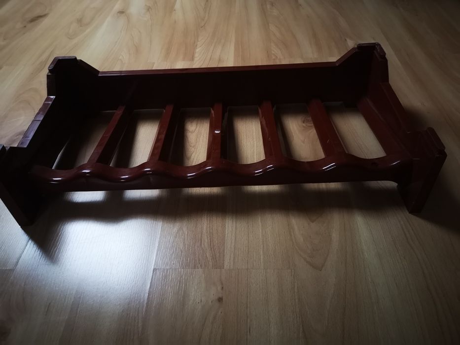 Półka do leżakowania wina