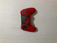 Controle preto PS4/ bom estado + capa com analógicos/ valor NEGOCIÁVEL