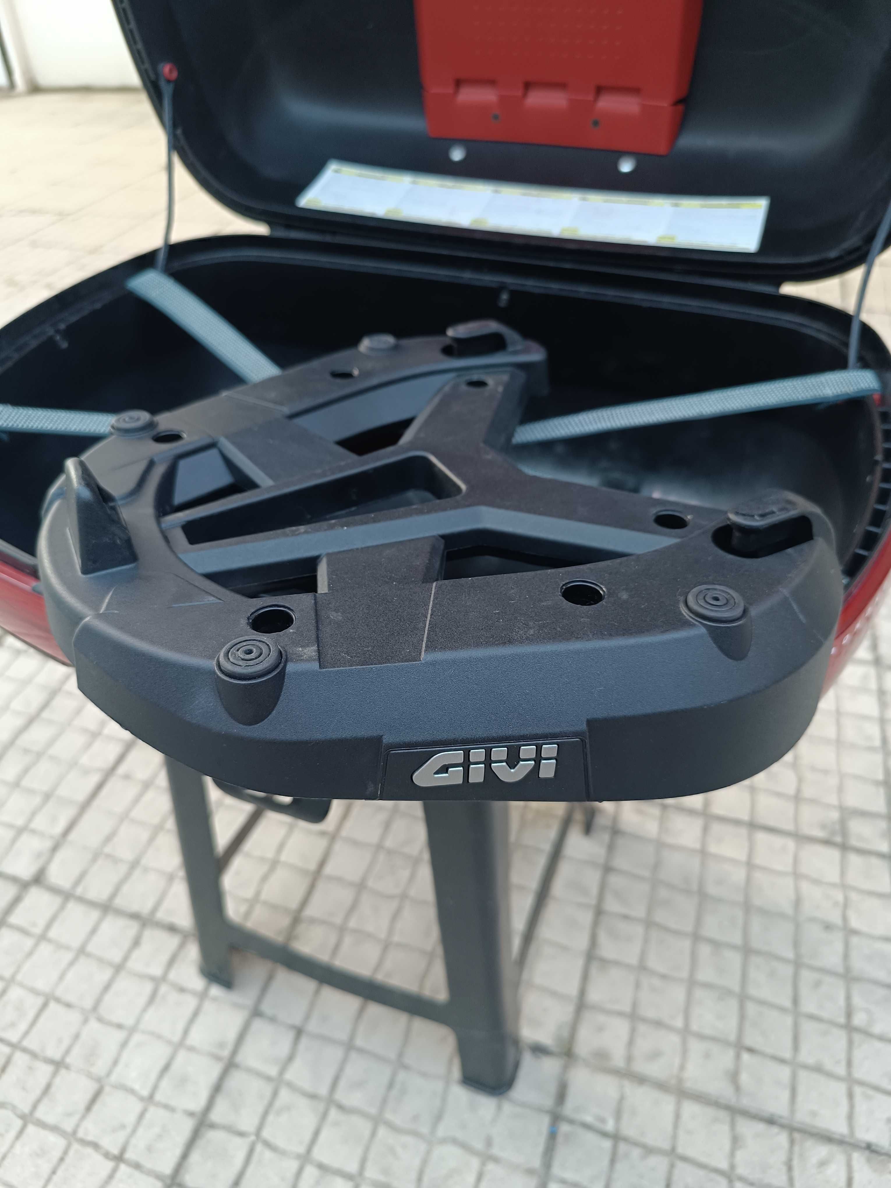 Mala Givi + suporte Givi