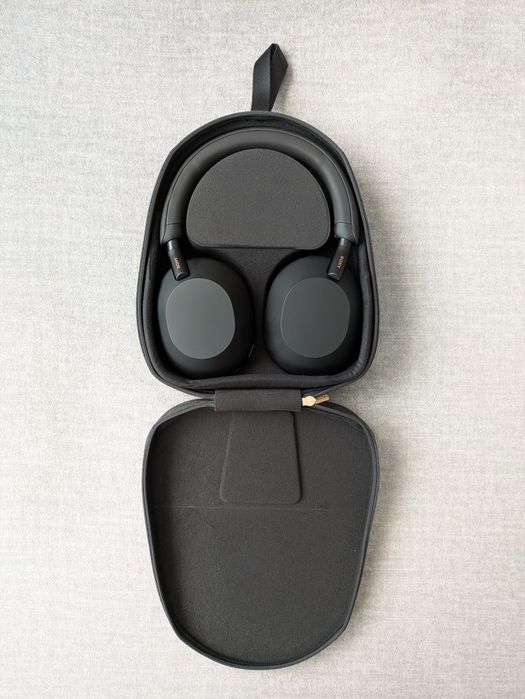 Headphones Sony WH-1000XM5