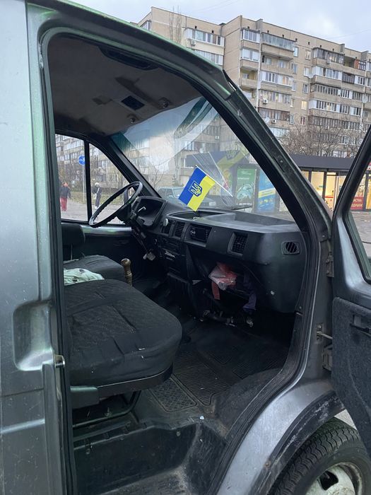 Продам две газель в хорошем состоянии цена серой 1400$ торг