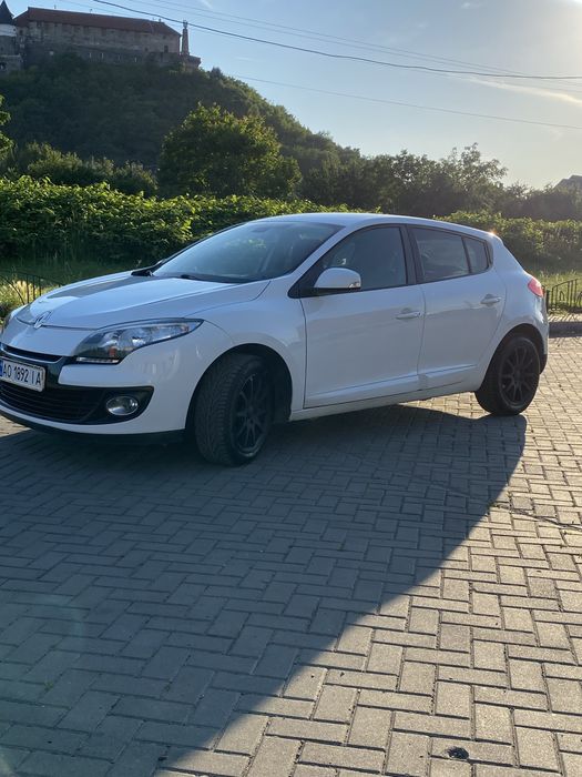 Продам Renault Megane у відмінному стані 2013р.