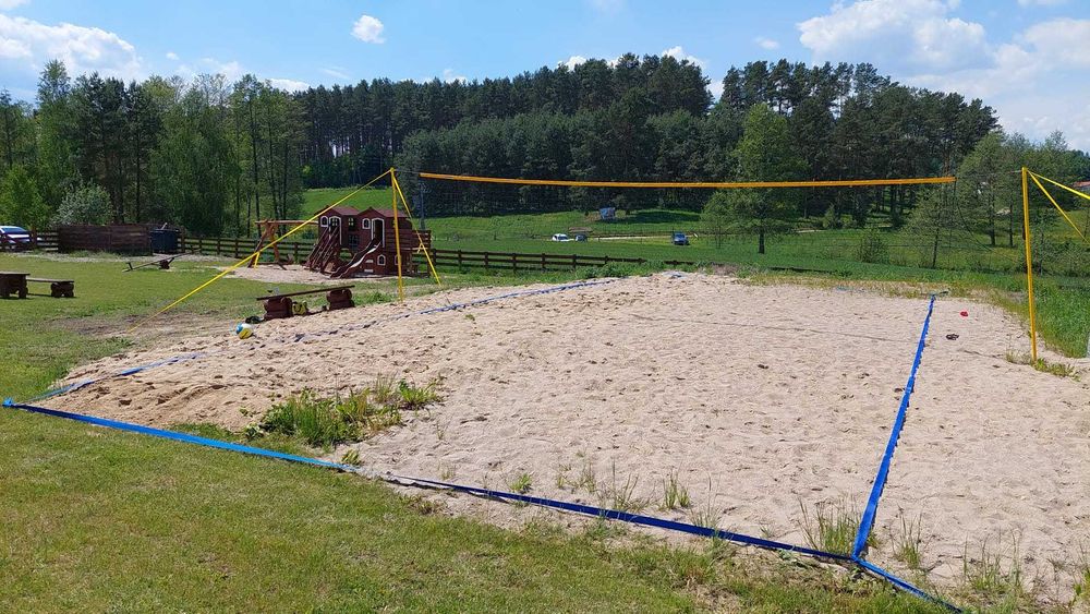 Domek na urodziny nad jeziorem sauna jacuzzi Warmia Mazury plaża