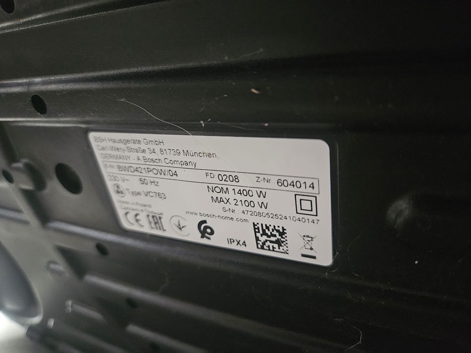 Пилосос миючий BOSCH BWD421POW