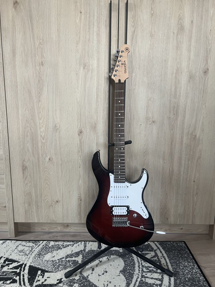 Gitara elektryczna yamaha pacifica 112V OVS