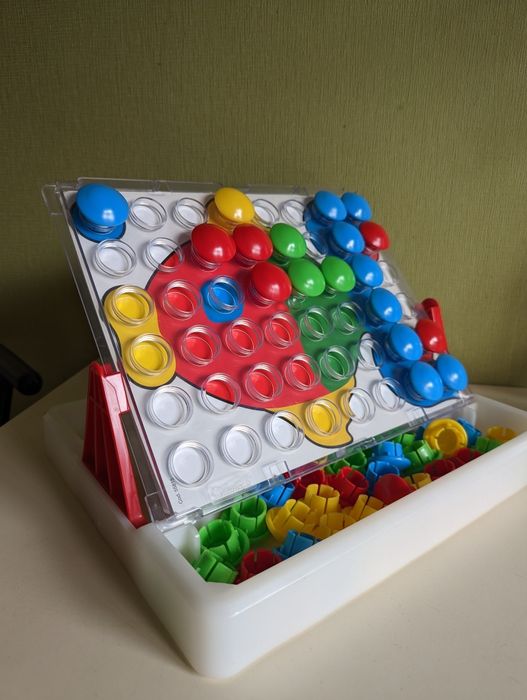 Мозаїка Quercetti цікава і розвиваюча