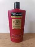 Szampon do włosów Treseme 685 ml