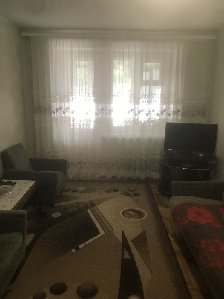 Продам двухкомнатную квартиру в Заводском районе