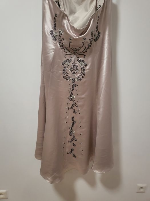 Ładna nowa balowa/wieczorowa sukienka Pearce & Fionda,