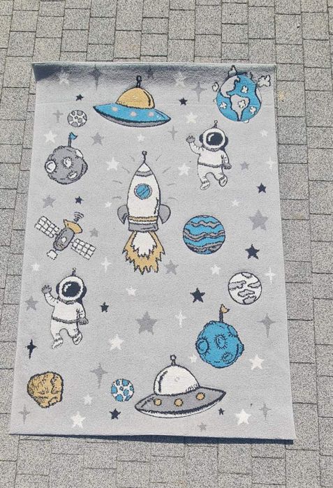 Dywan dziecięcy 120x80 kosmos