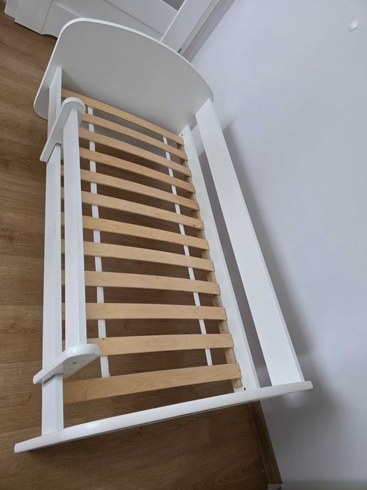 łóżeczko dziecięce 70x140 cm z barierką – bardzo dobry stan!