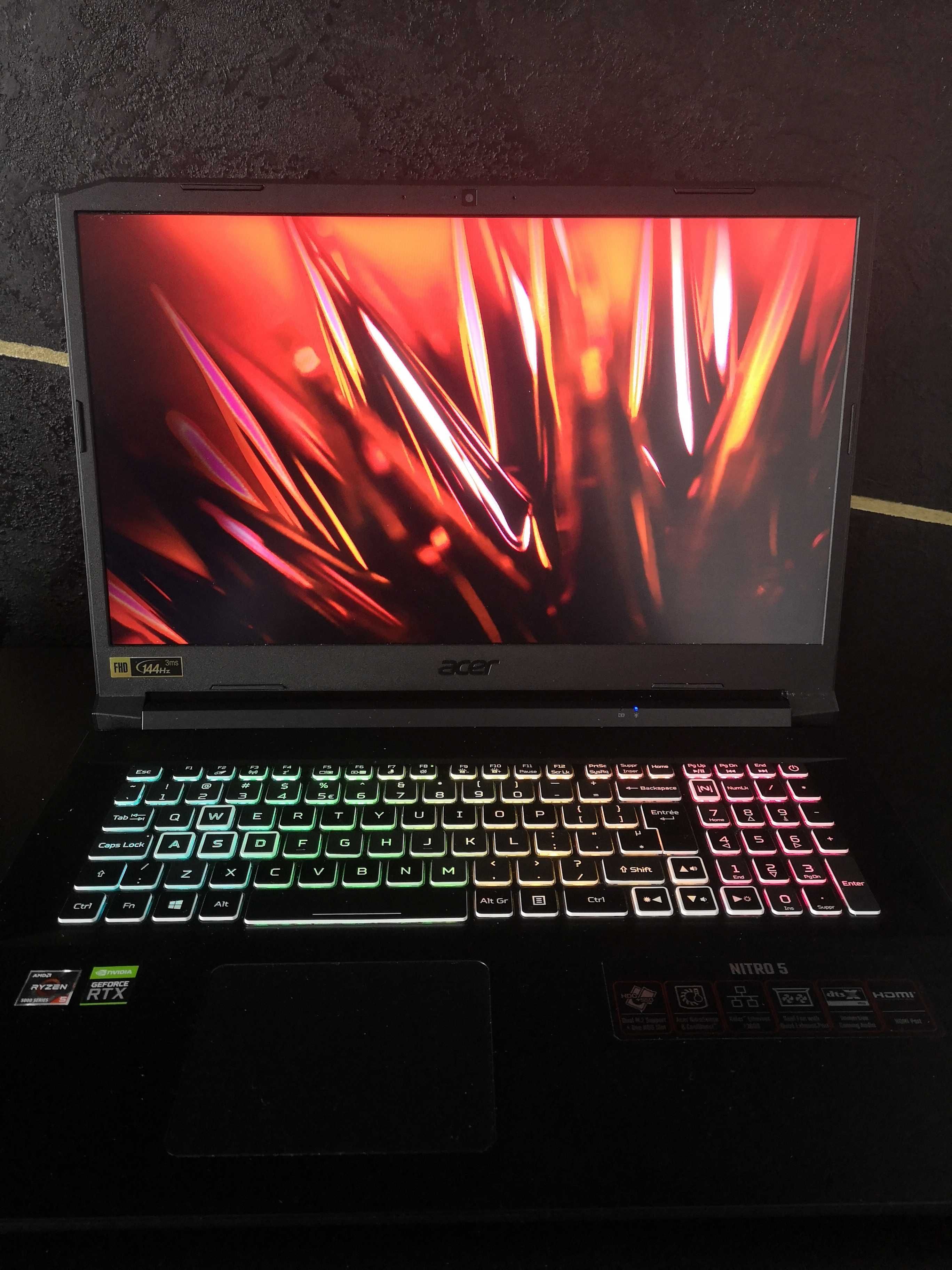 Acer nitro 5 17'3 GTX3060 24GB RAM AMD Ryzen 5