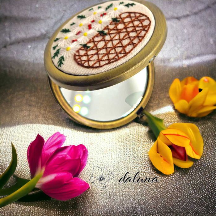 Espelhos Compactos Bordados de Flores Artesanais da daluna