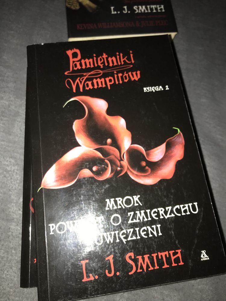 „Pamiętniki wampirów” L. J. Smith - 2 tomy, plus „Pamiętnik Stefano”