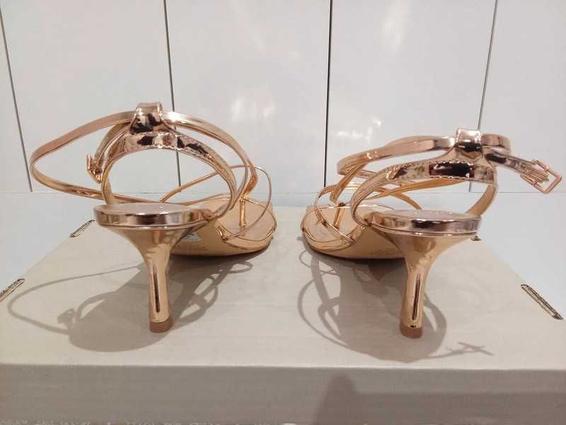złote buty na obcasie marki Primark 39 wkładka 25,5 cm nowe japonki