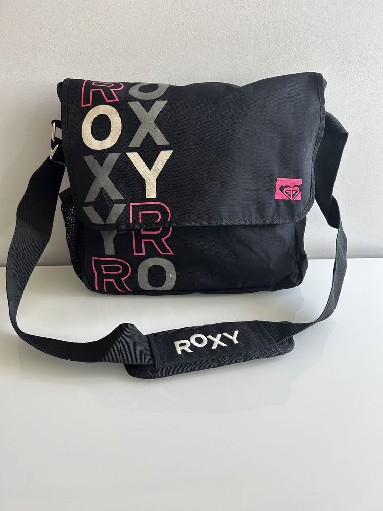 Duża czarna torebka torba listonoszka ROXY na pasku vintage