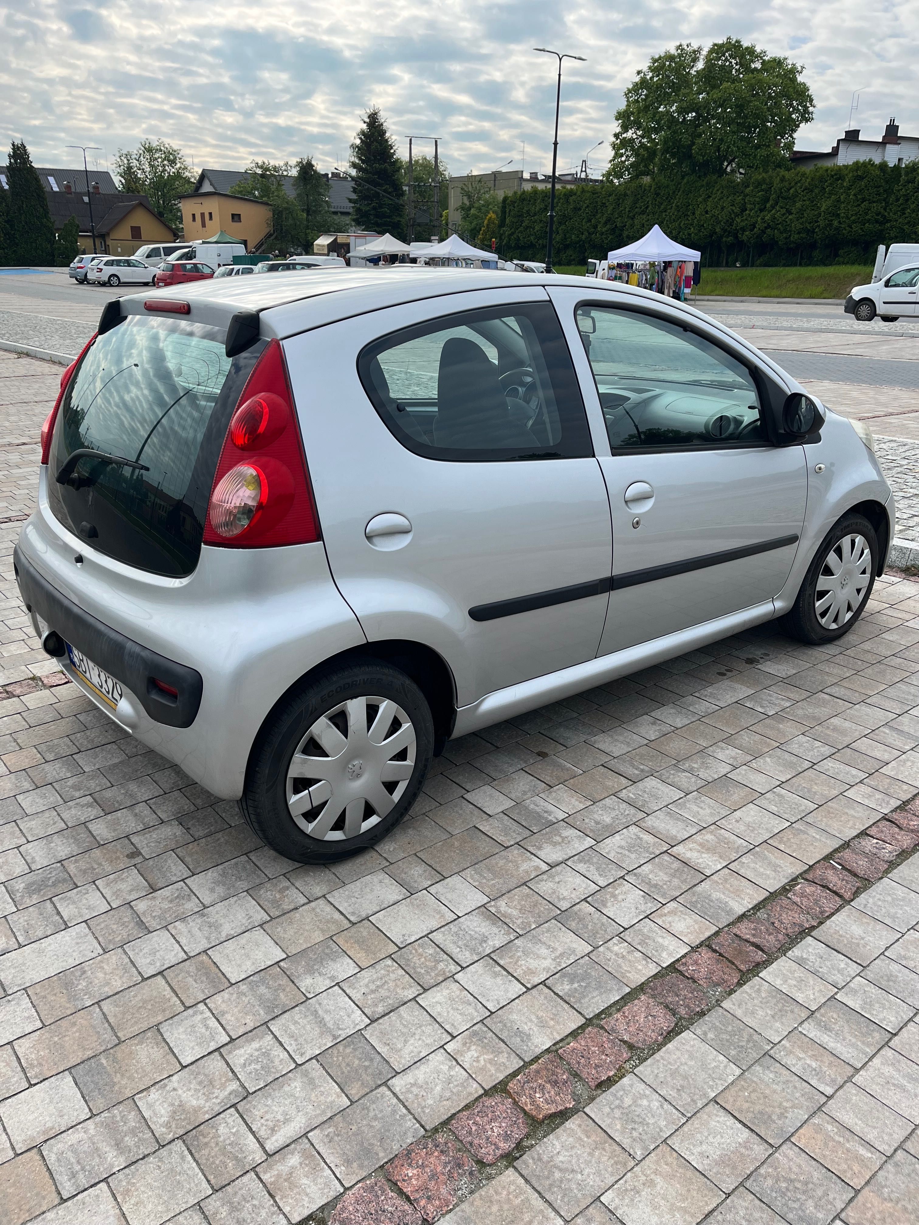 Peugeot 107 1.0 klima wspomaganie 5 drzwi