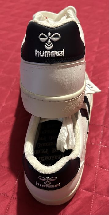 Tenis da Hummel