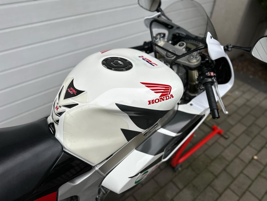 Honda VTR Sp1 Sp2 6.900km przebieg