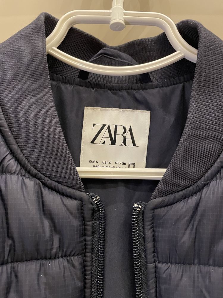 Чоловічий жилет темно-синій Zara