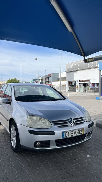 Golf V 1.4 FSI com 100 mil km