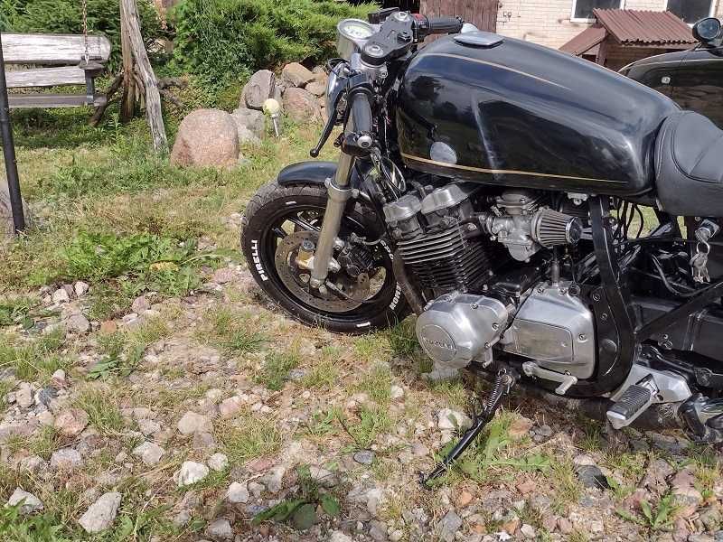 Cafe Racer Suzuki GSX750ES