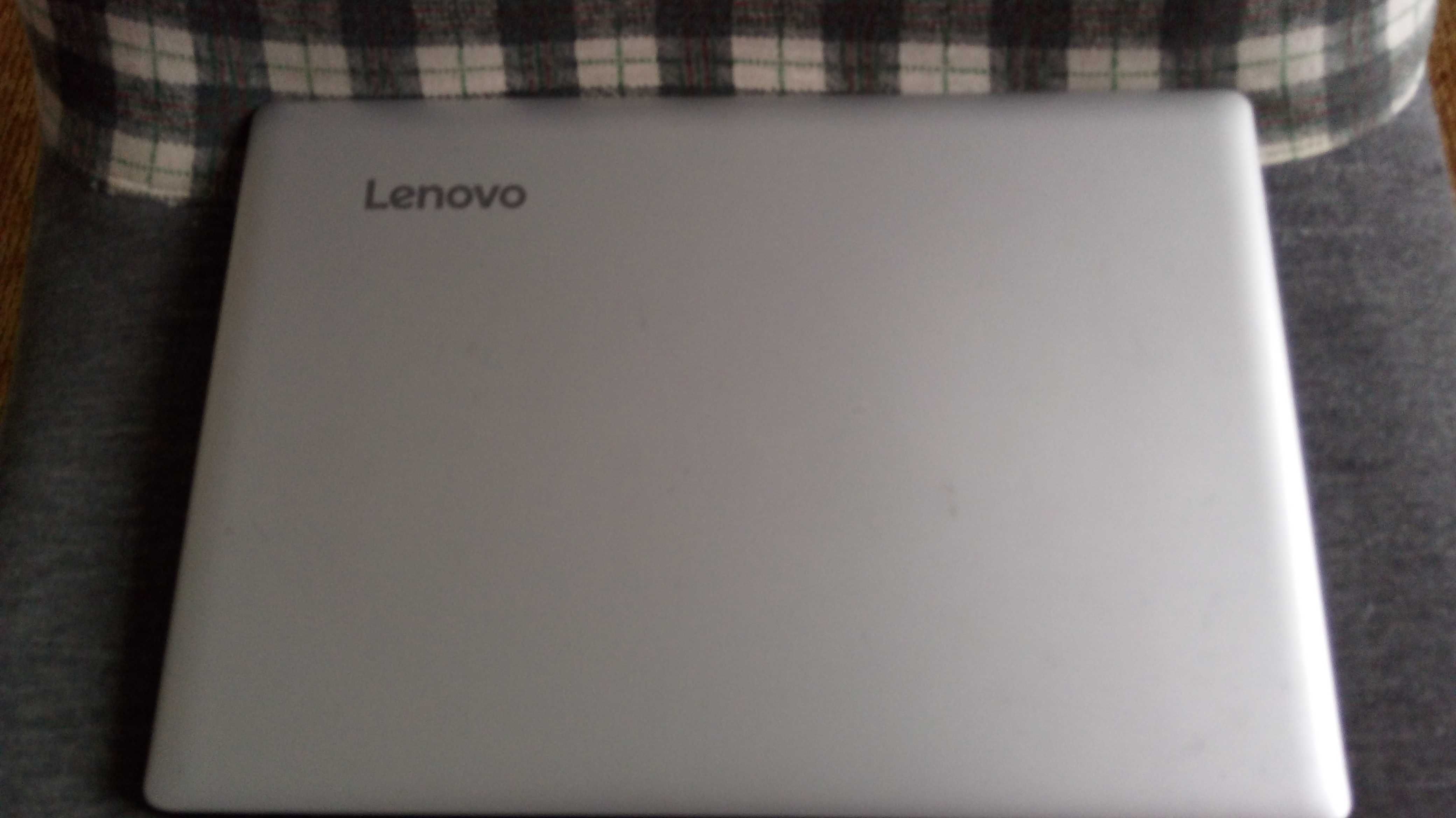 Продам ноутбук lenovo ideapad 100s