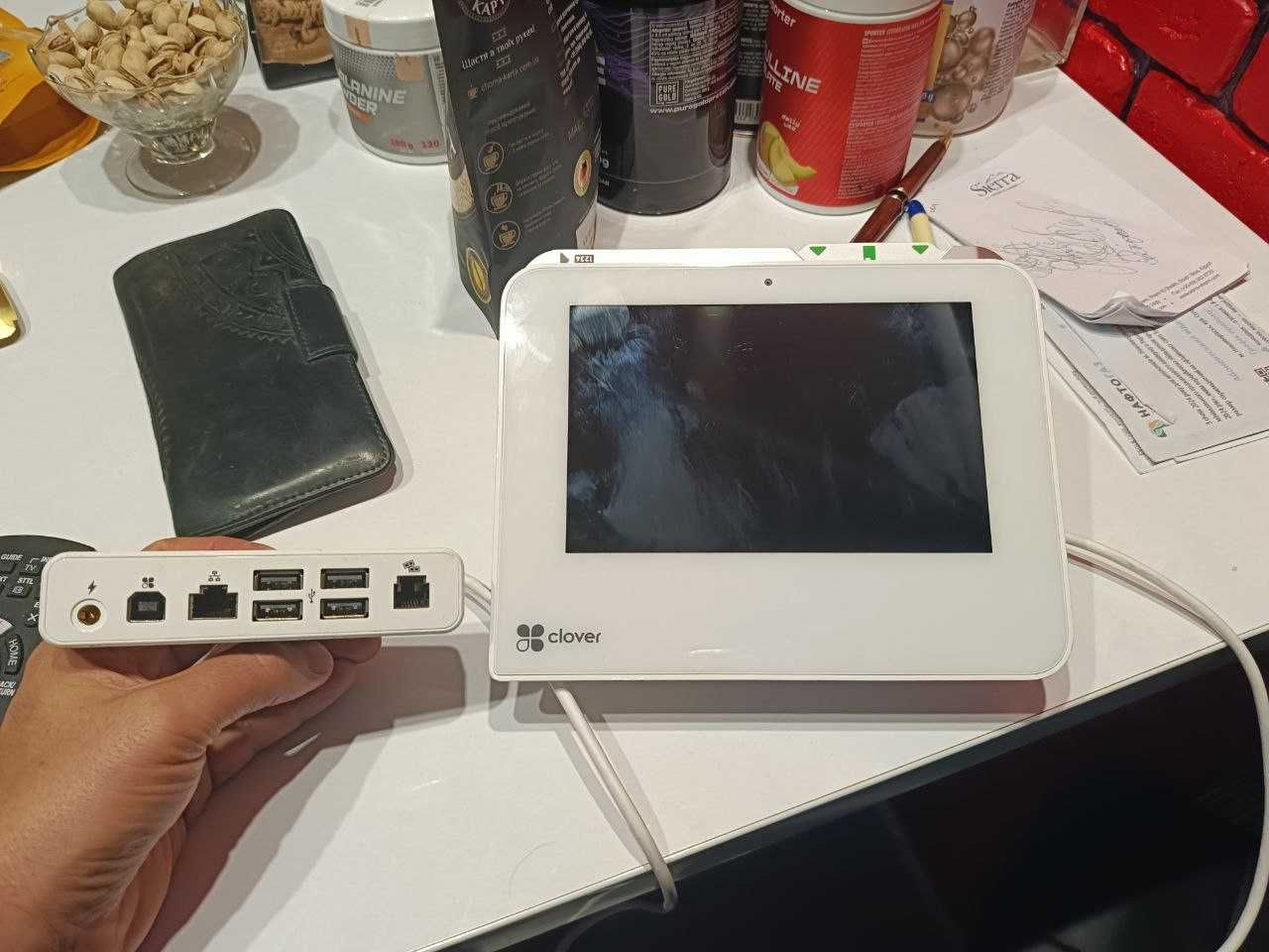 Clover Mini POS Apple Pay, EMV, Printer, Credit Card Machine
