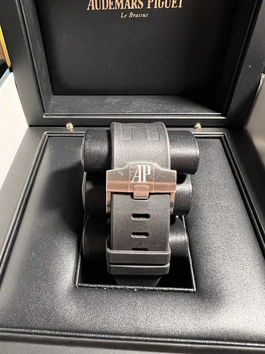 Relógio Audemars Piguet Royal Oak Homem Preto -