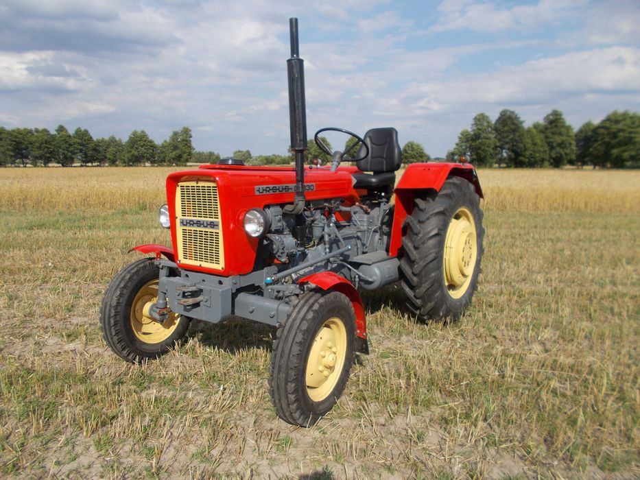 Ciągnik ursus C330 C330M.Zarejestrowany.Rok produkcji 1985.Stan bdb.