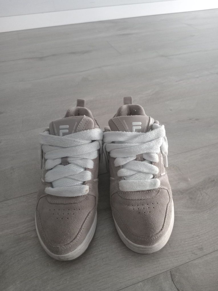 Fila corda suede