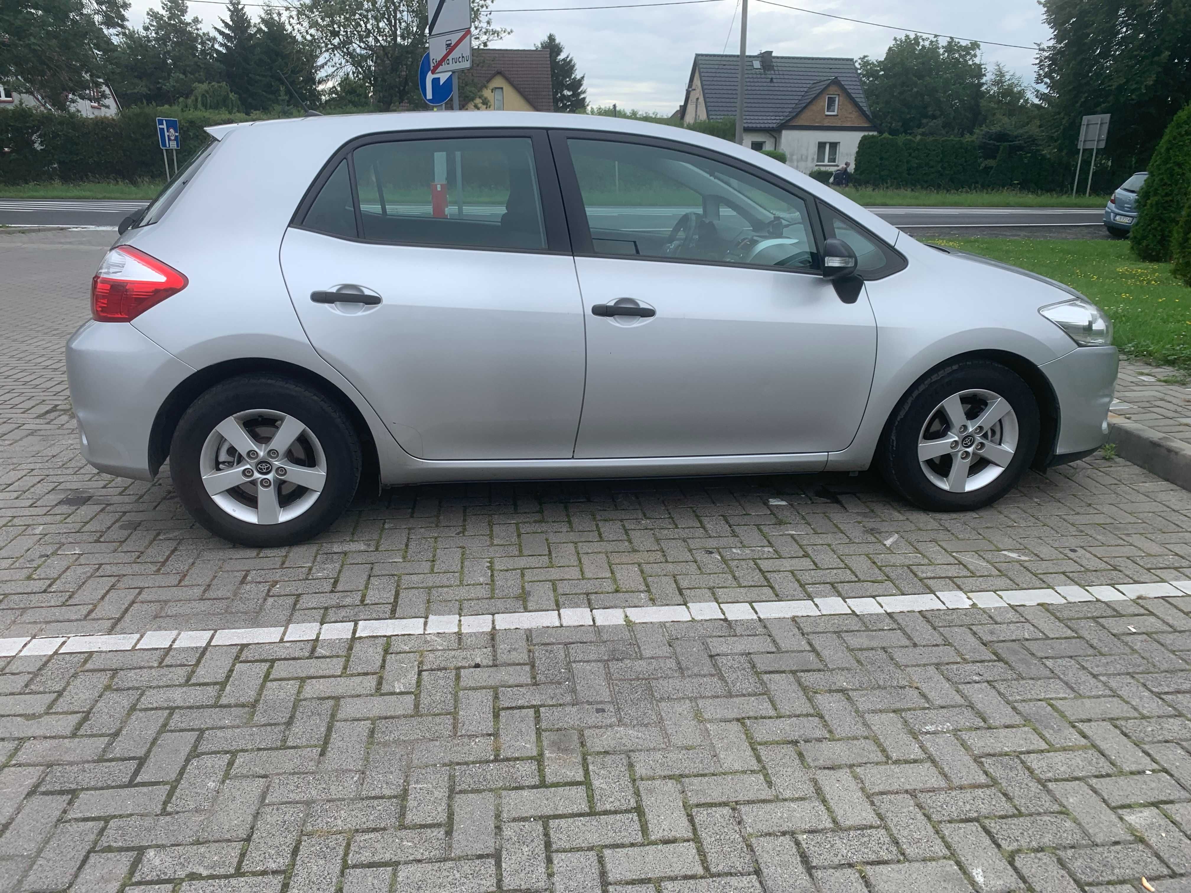 Toyota Auris 1,4 D4D 2012 ROK