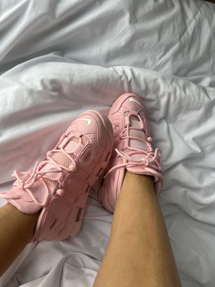 Nike Uptempo Pink