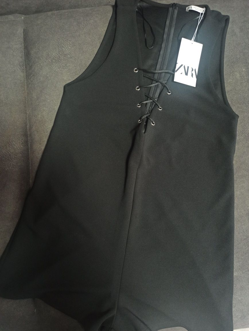 Ромпер розмір М, ZARA