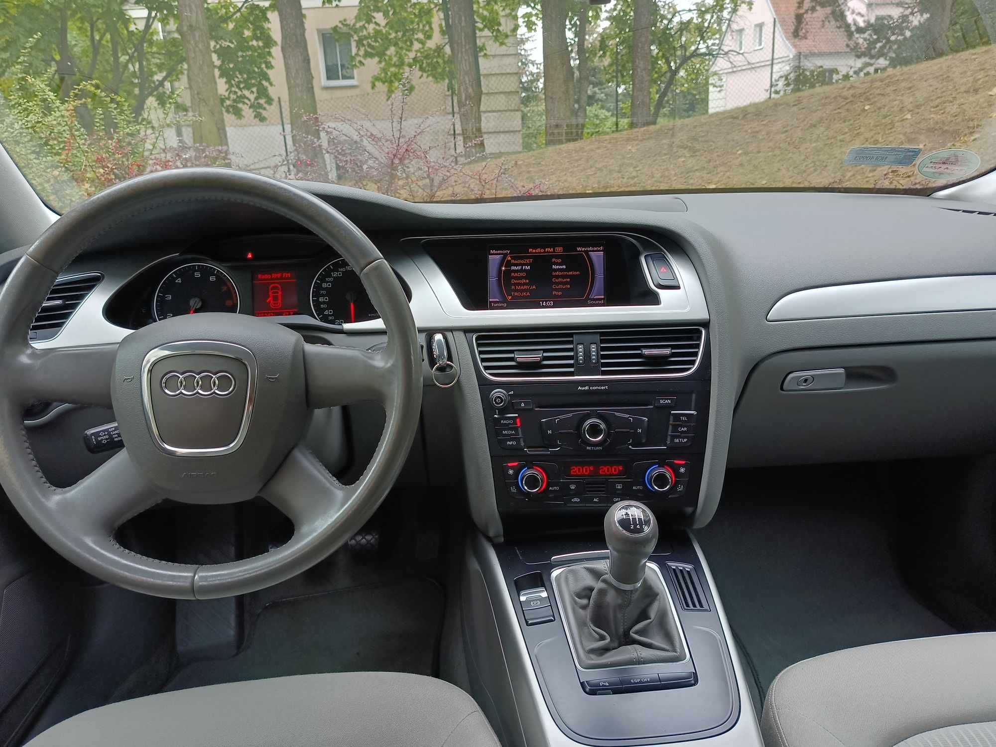 Audi A4 • 1.8 TFSI • Sedan • Czujniki • Klima • 173 000 km | Poznań