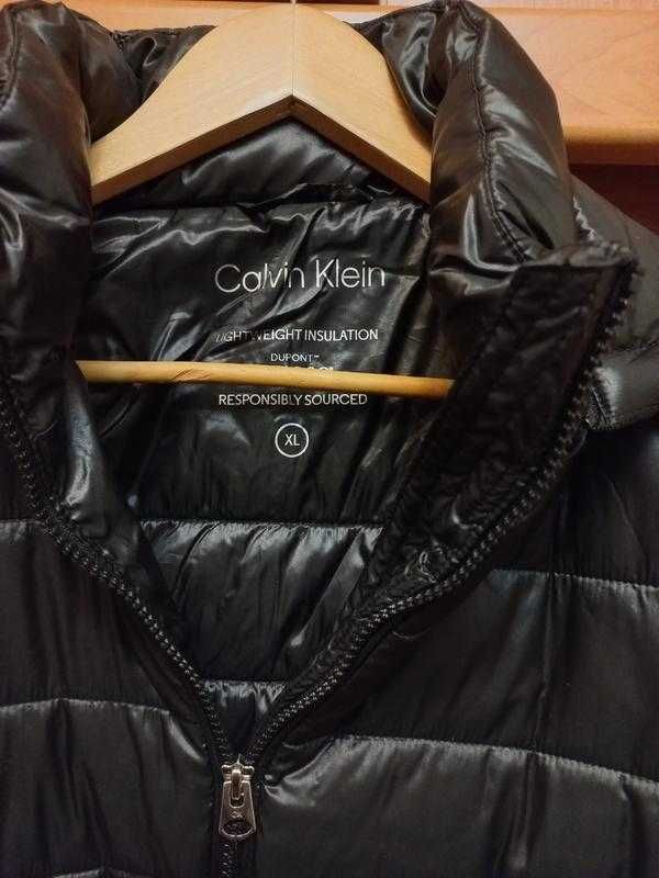 Продам новую куртку Calvin Klein (XL) оригинал