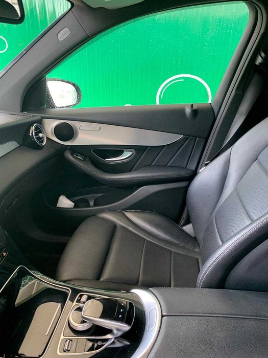 Mercedes-Benz GLC 250 d AMG  4-Matic