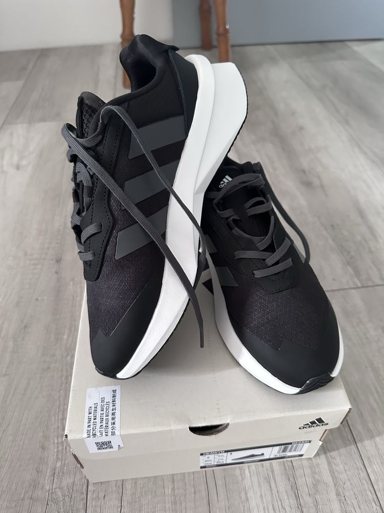 Кросівки чоловічі adidas 40,5/41/41,5- 26см на 25,5