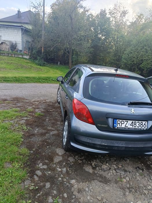 Sprzedam Peugeot 207