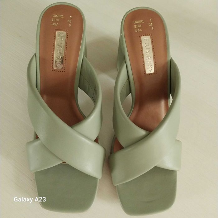 Босоніжки жіночі Primark