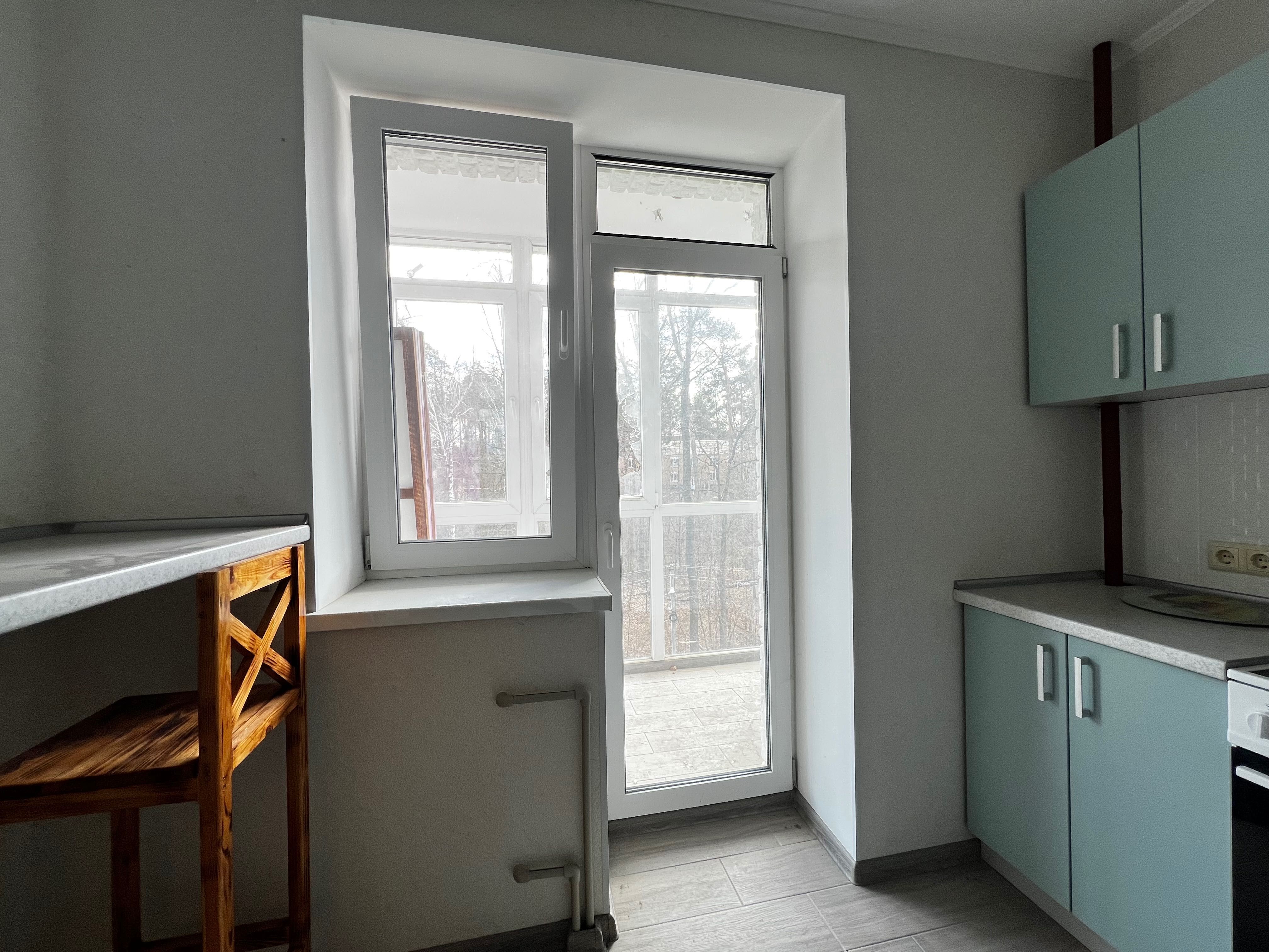 Однокімнатна квартира в гарному стані з мінімальним оформленням.