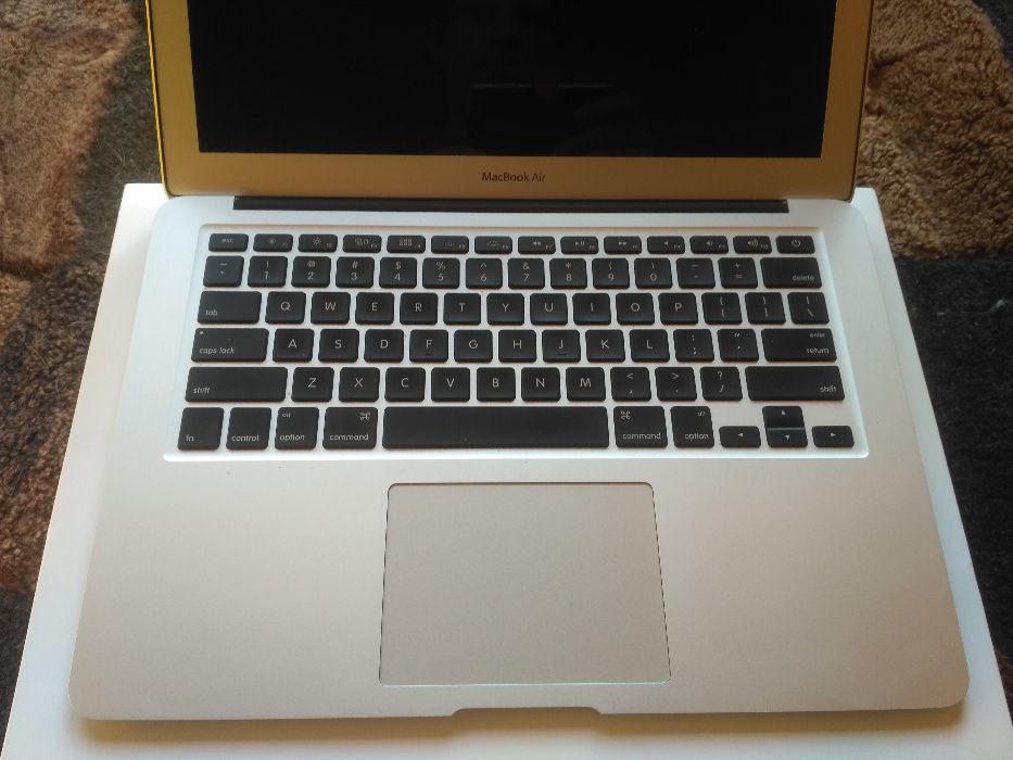 Apple MacBook Air 13