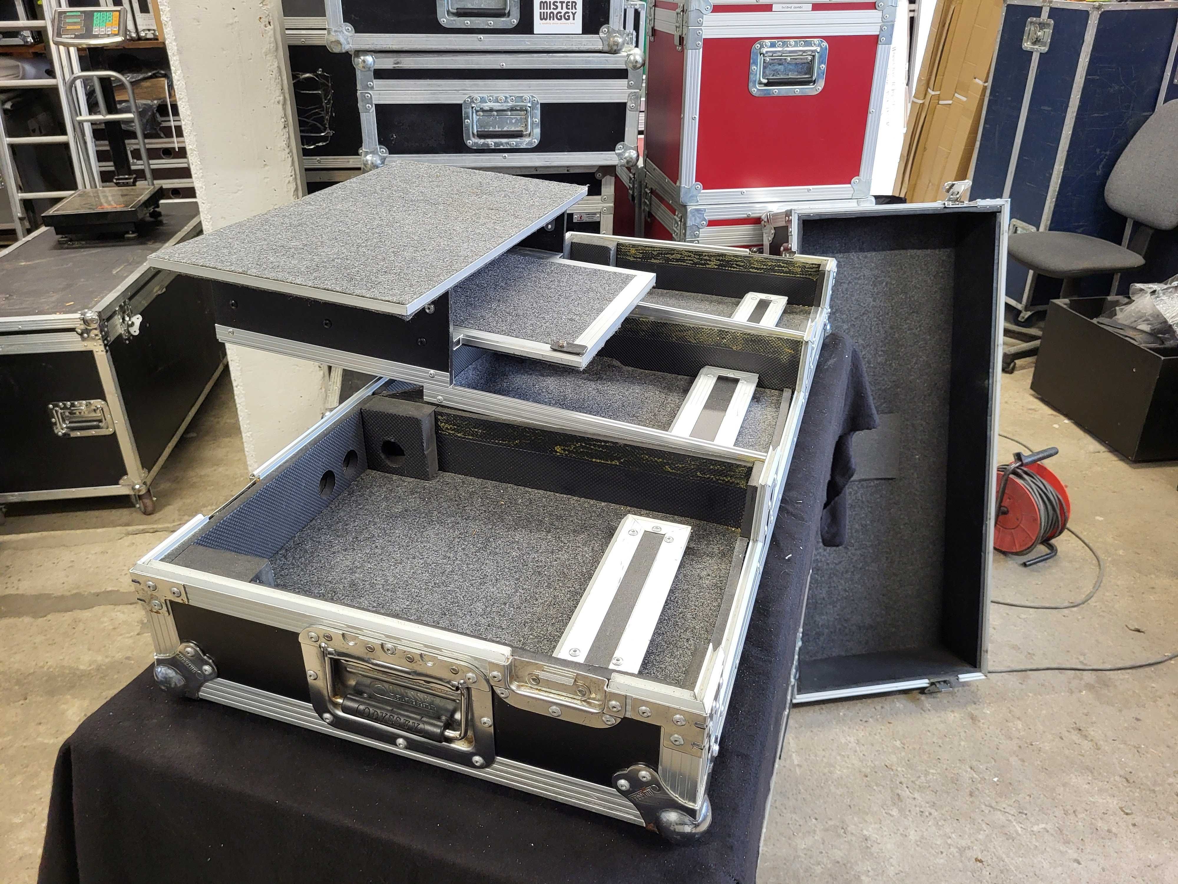 CASE na konsole DJ  Odyssey FZGS12CDJW  // FAKTURA