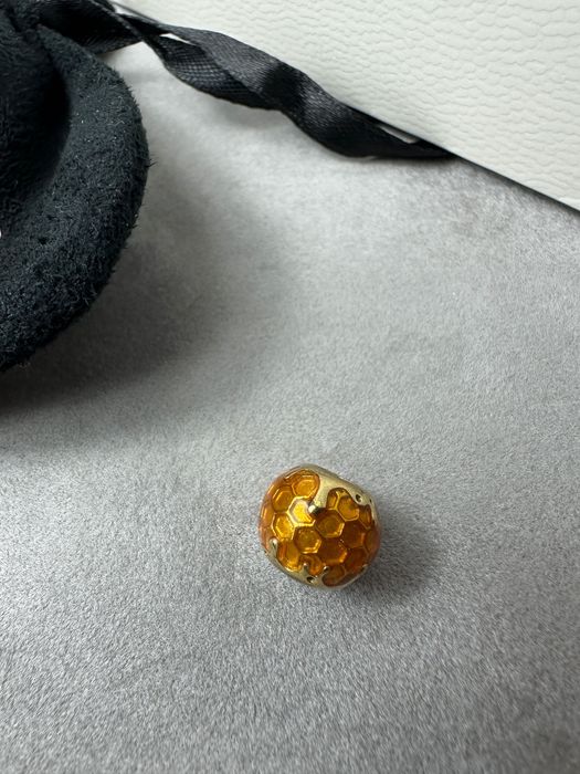 Оригінальний Шарм Pandora колекція "Золотистий мед та соти"