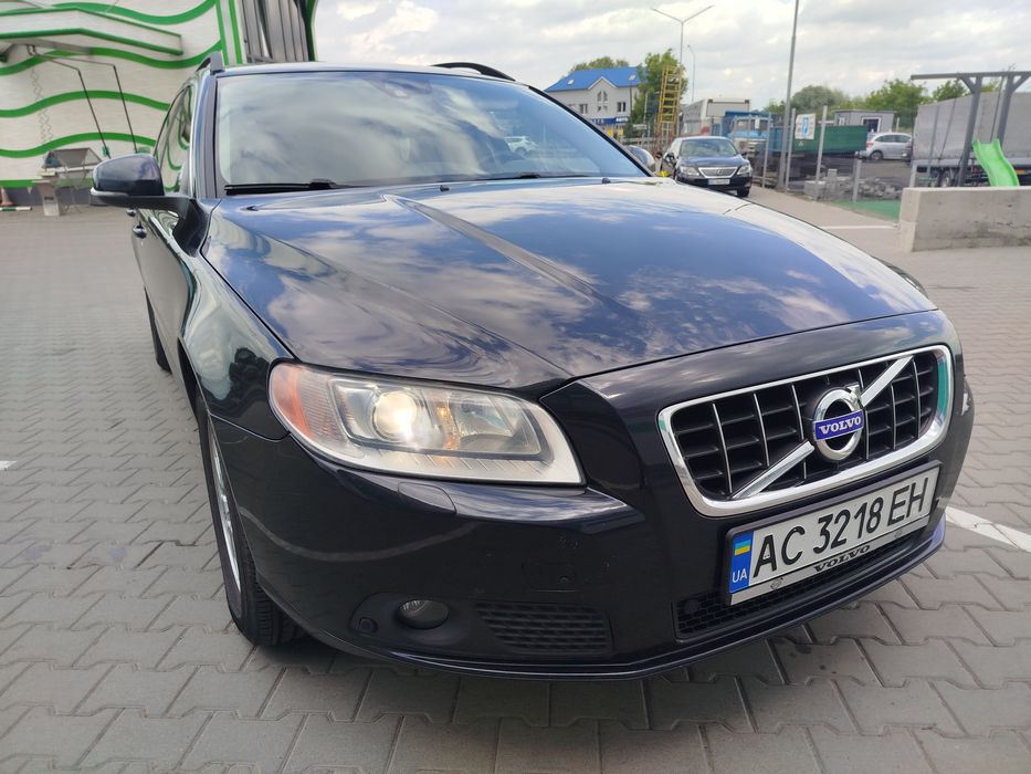 Volvo V70  2,4 D5.  4x4