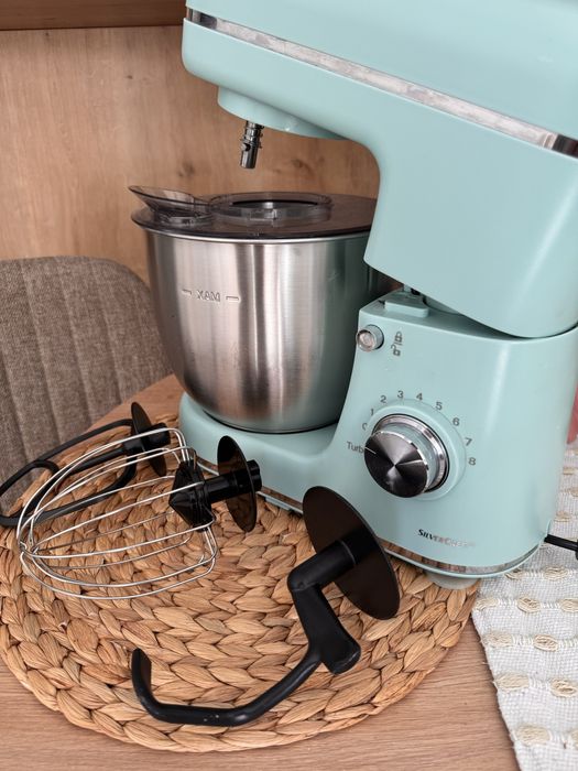 Robot kuchenny z 3 końcowkami